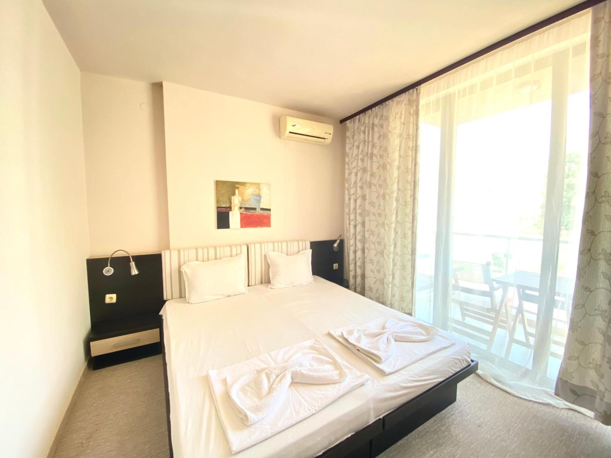 Bratanov Summer Apartment Slantschew brjag Zimmer foto