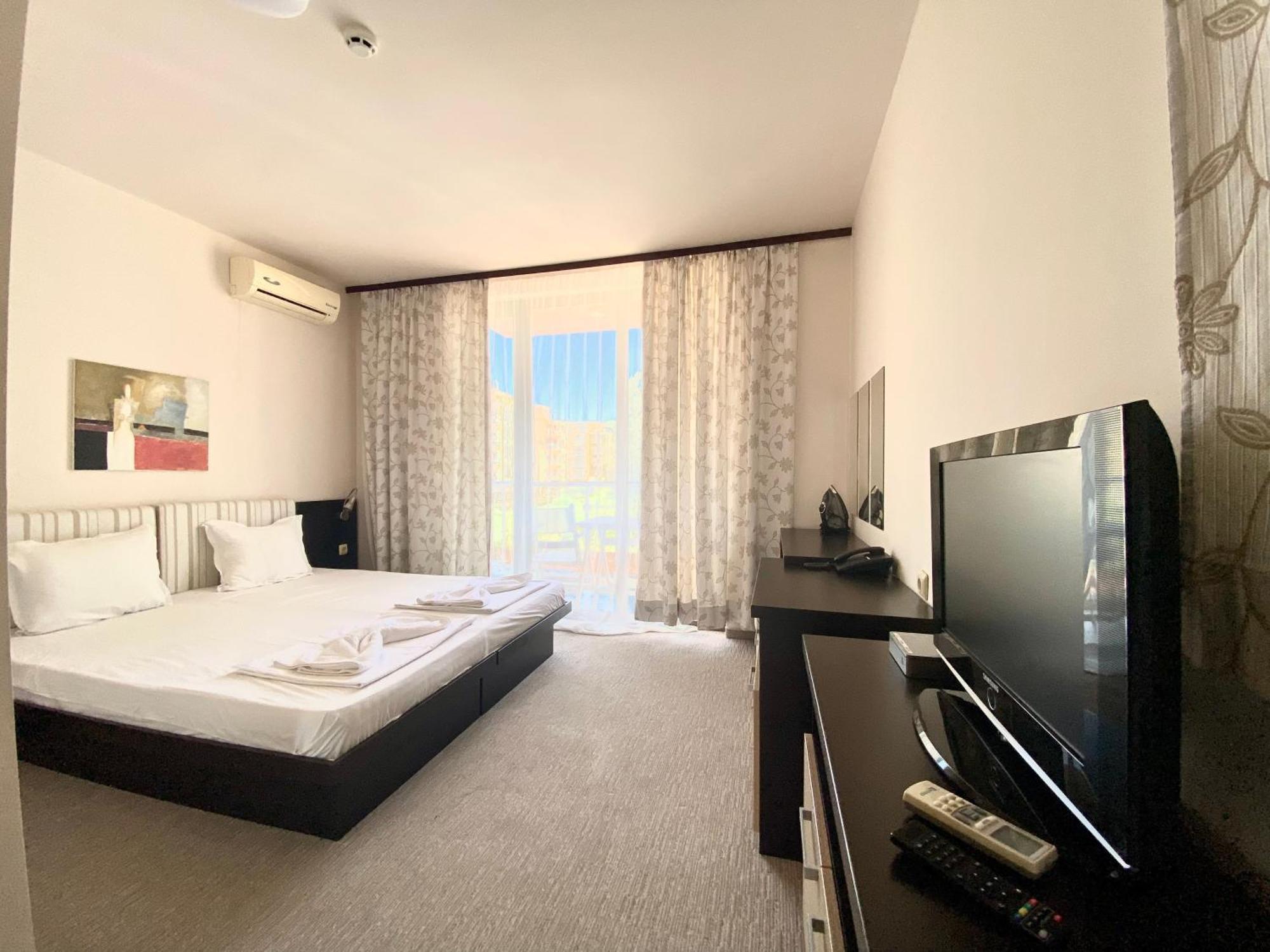 Bratanov Summer Apartment Slantschew brjag Zimmer foto